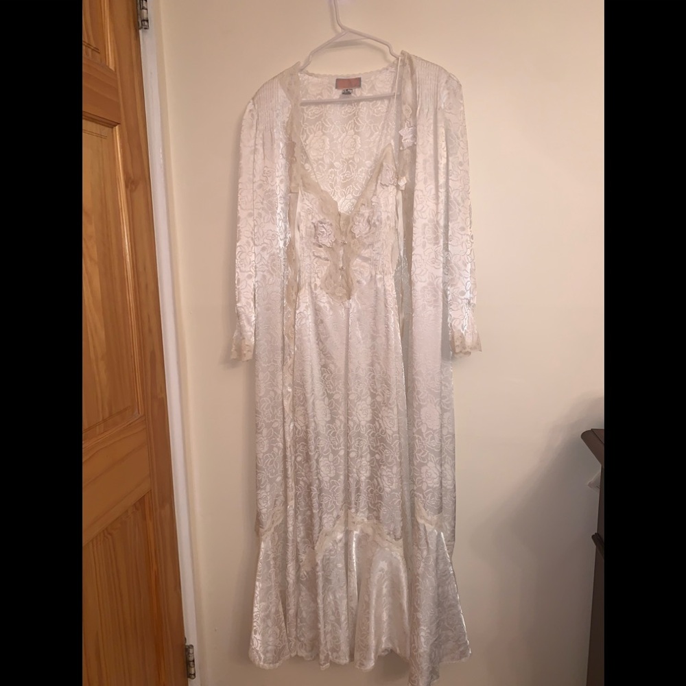 Vintage, Emily Daniell Nightgown and Robe Set.